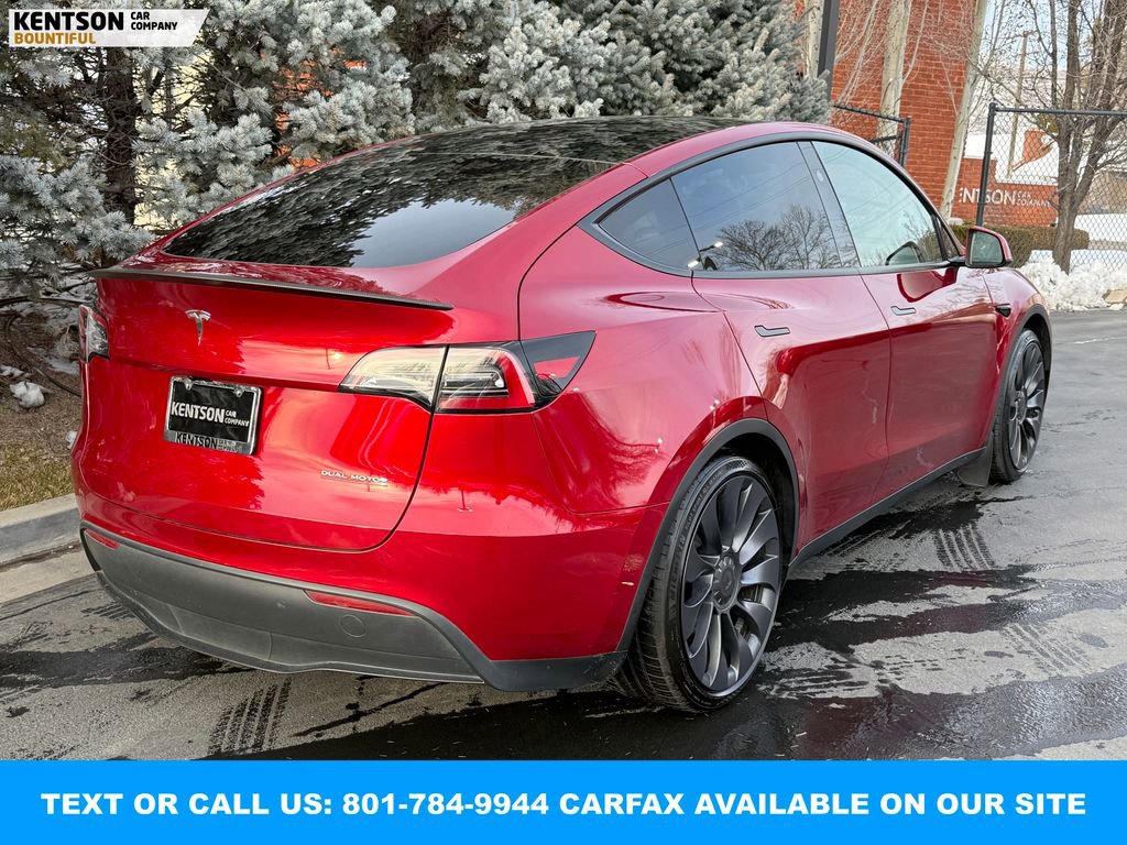 Used 2024 Tesla Model Y Performance image 9