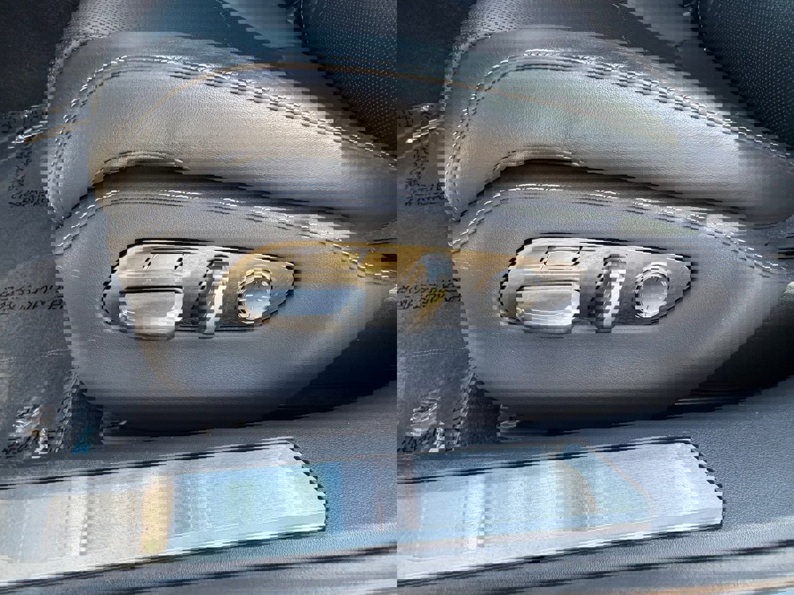 Used 2019 Lexus LS 500 image 19