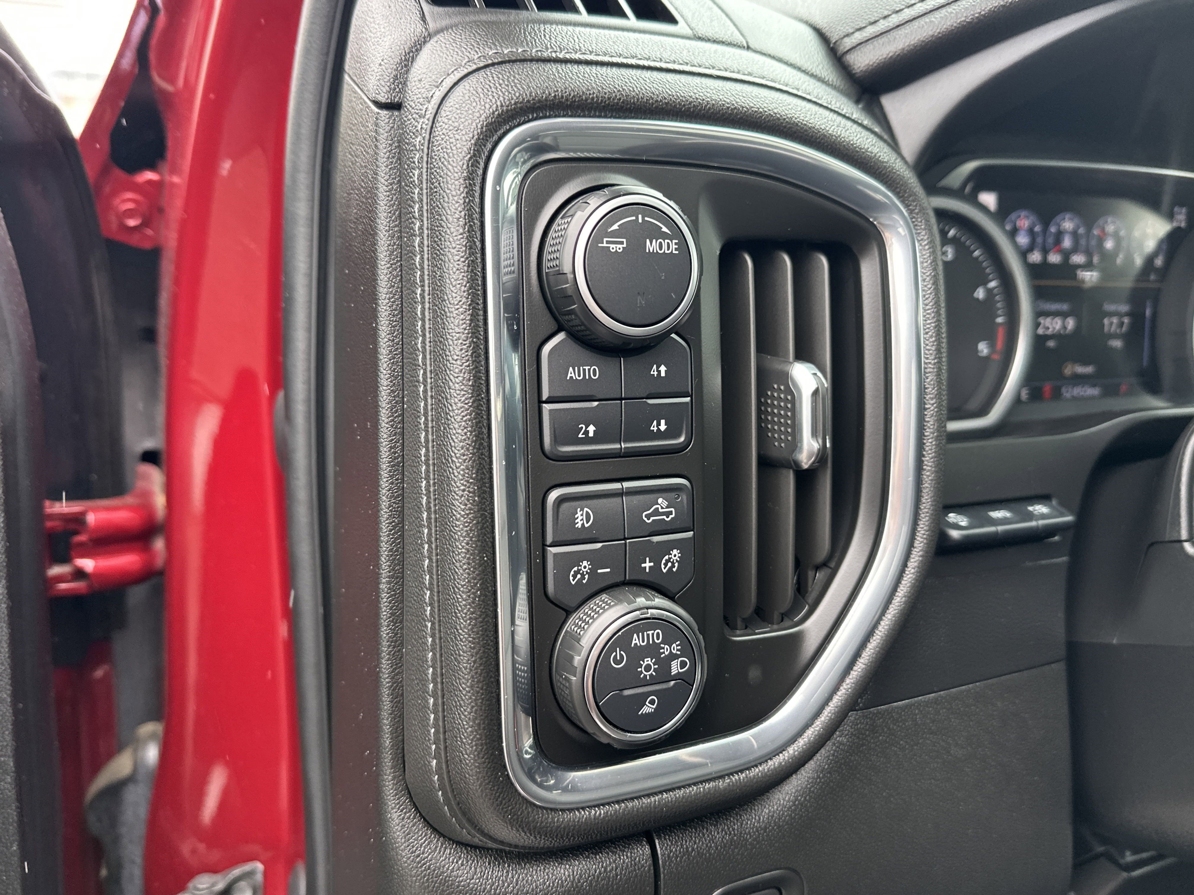 Used 2020 Chevrolet Silverado 2500 High Country w/ Z71 Off-Road Package image 18