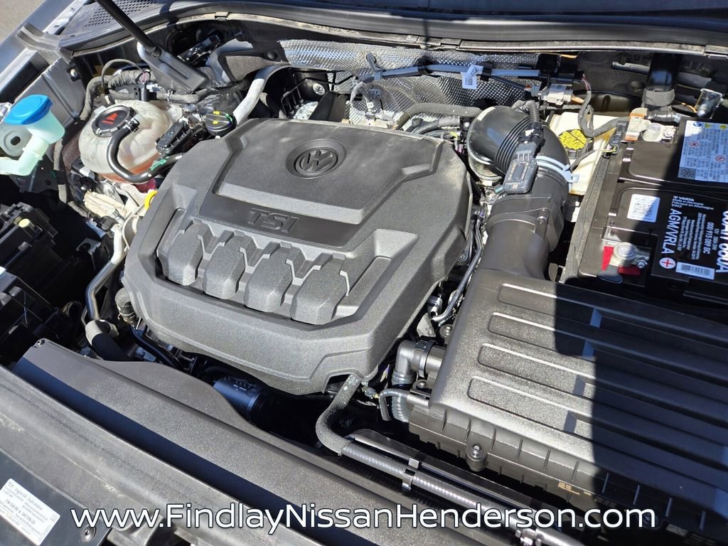 Used 2023 Volkswagen Tiguan SE w/ Panoramic Sunroof Package FWD image 20