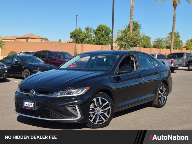 Used 2025 Volkswagen Jetta SE