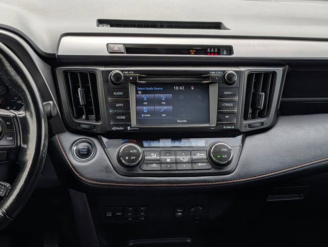 Used 2018 Toyota RAV4 SE w/ Power Extra Value Package AWD/4WD image 15