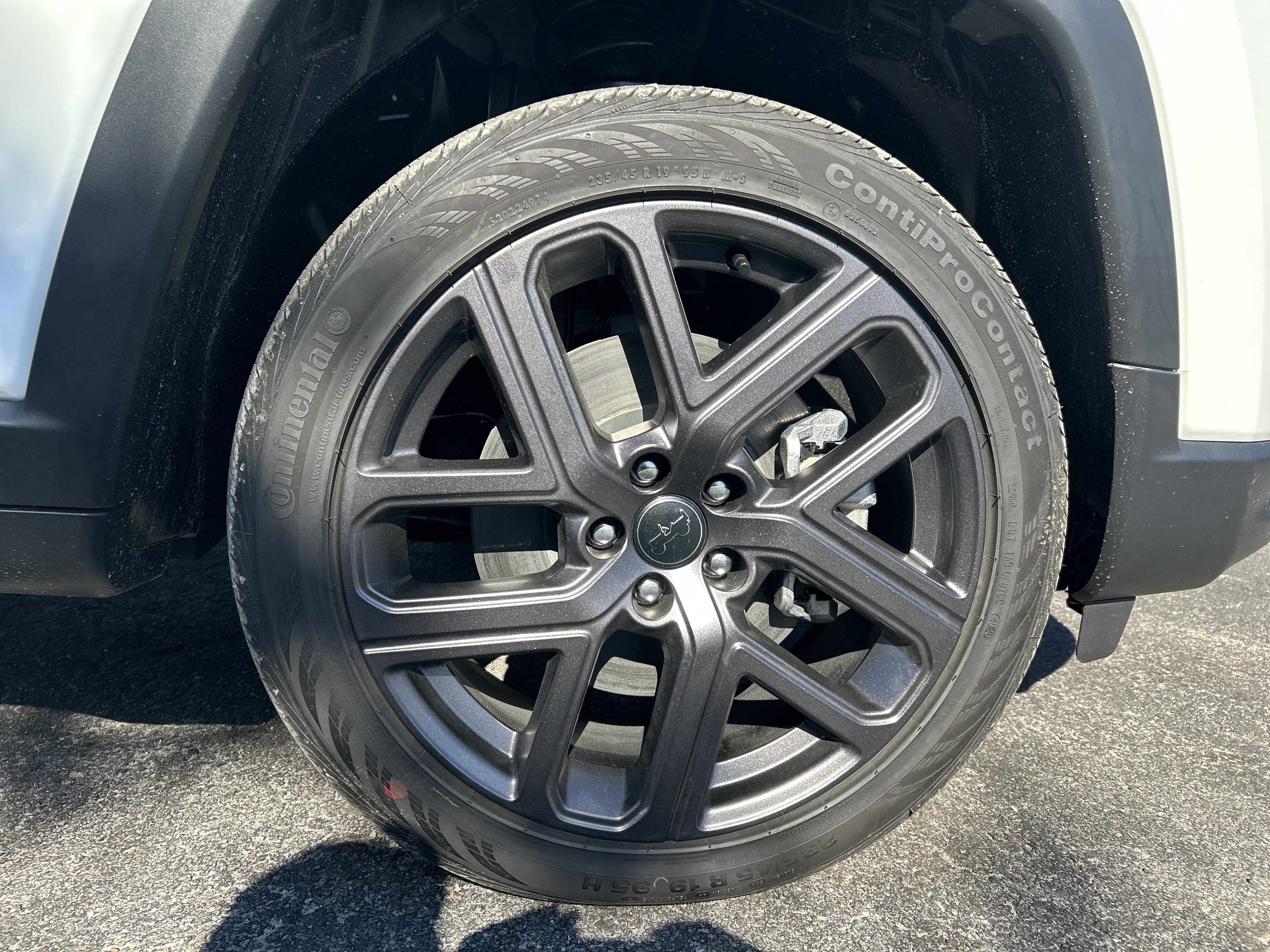 New 2026 Jeep Compass Latitude image 10