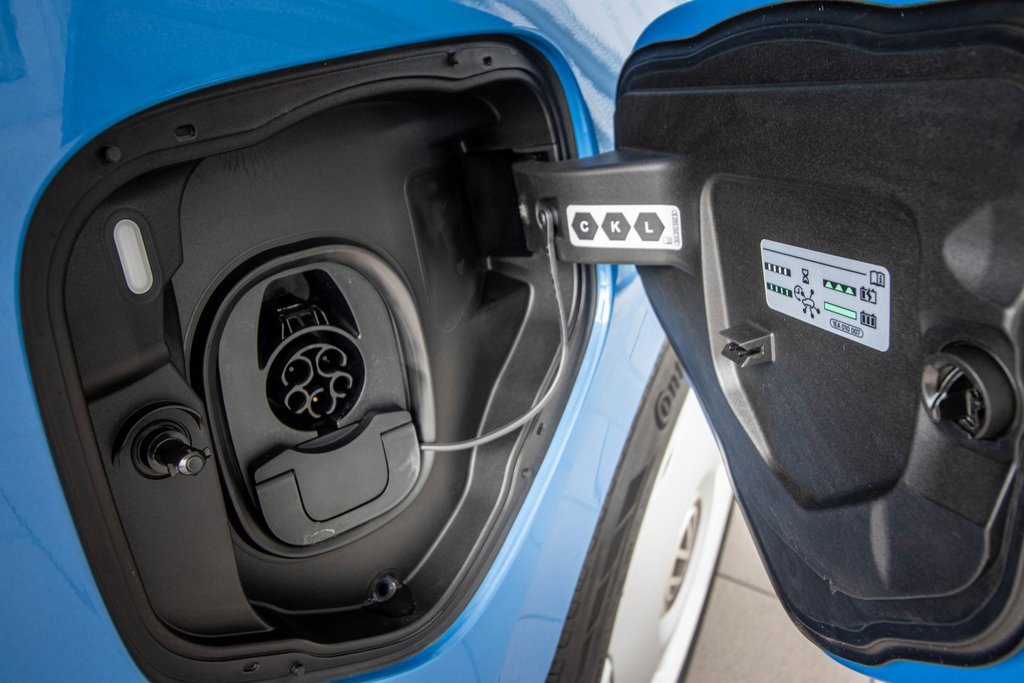 New 2025 Volkswagen ID. Buzz 1st Edition image 20