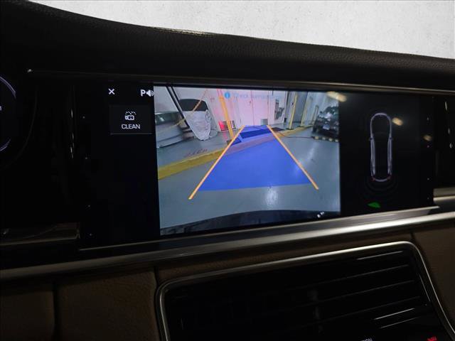 Used 2018 Porsche Panamera 4 image 24