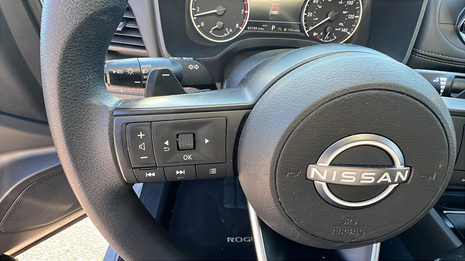 Used 2024 Nissan Rogue S image 26