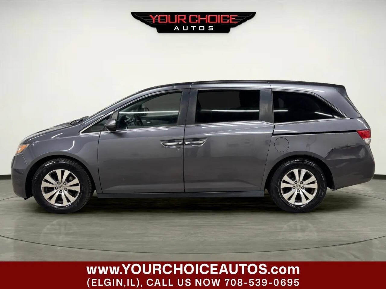 Used 2016 Honda Odyssey SE image 2