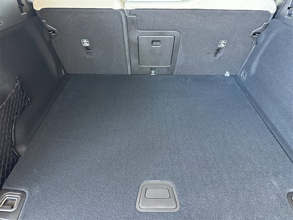 New 2026 Volvo XC60 B5 Ultra w/ Protection Package Premier image 14