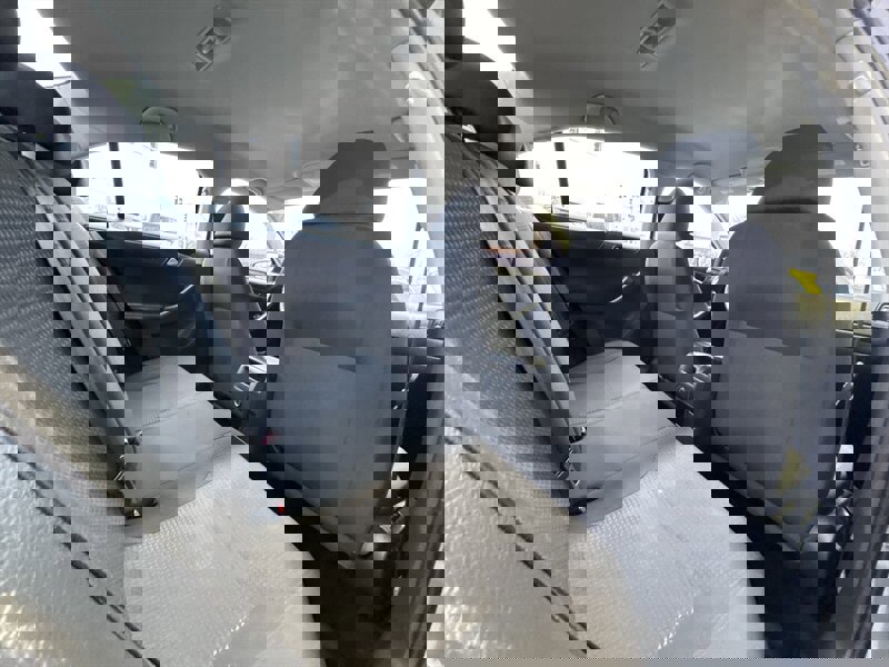 Used 2015 Volkswagen Jetta S image 14