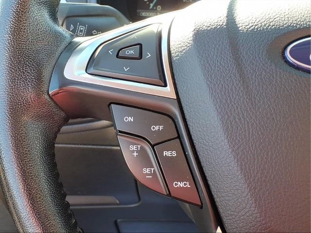 Used 2023 Ford Edge SEL image 16