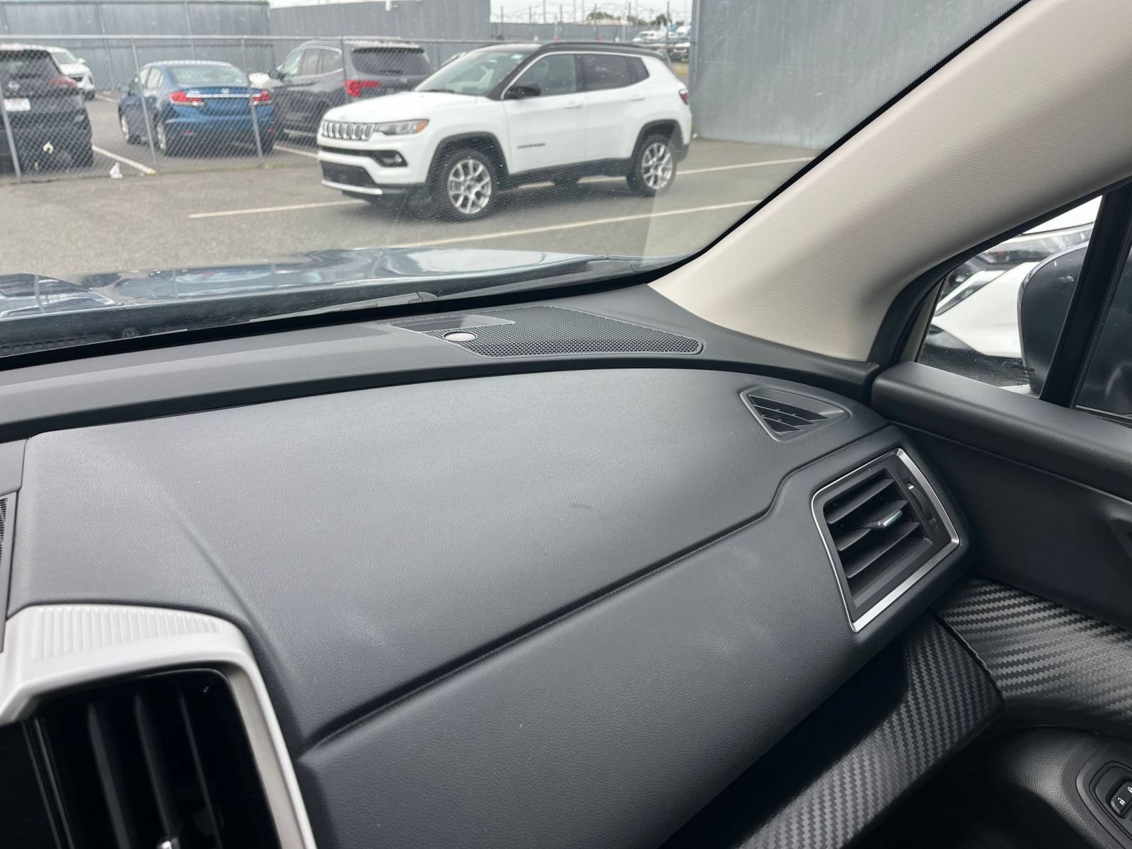 Used 2024 Subaru Ascent Premium w/ Convenience Package AWD/4WD image 37