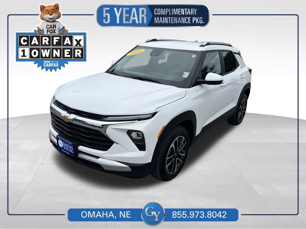 Used 2025 Chevrolet TrailBlazer LT AWD/4WD image 1