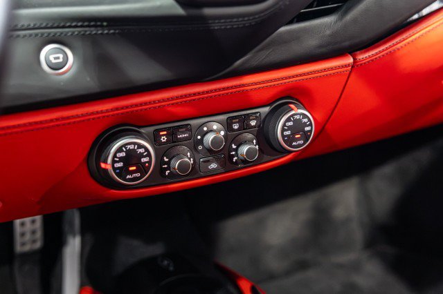 Used 2019 Ferrari 488 GTB RWD image 48