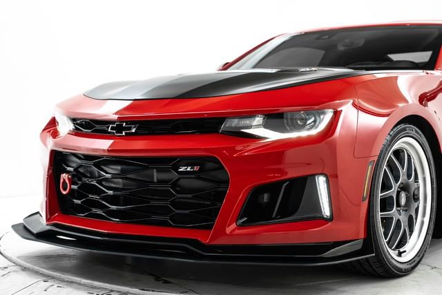 Used 2020 Chevrolet Camaro ZL1 RWD image 21