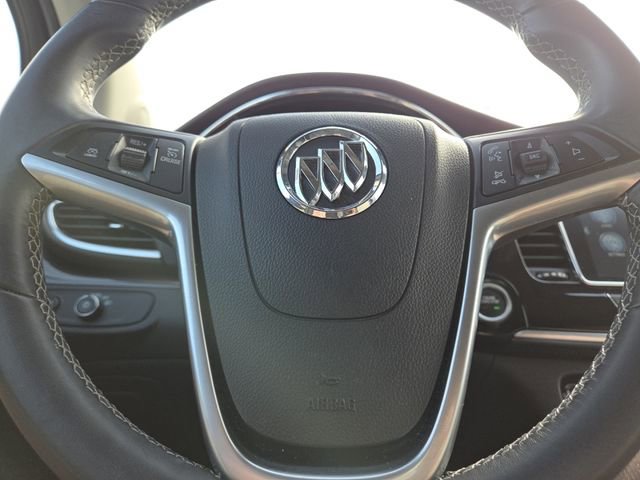 Certified 2021 Buick Encore Preferred image 28