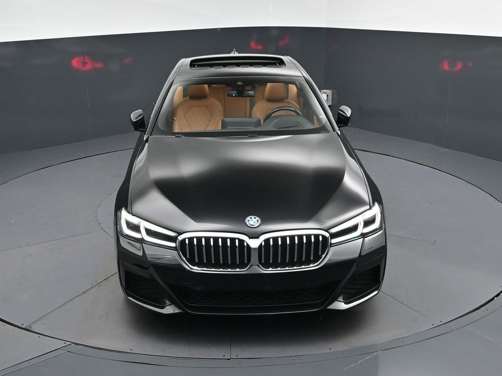 Certified 2023 BMW 530e w/ M Sport Package image 37