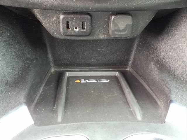 Used 2023 Chevrolet Traverse LT FWD image 21