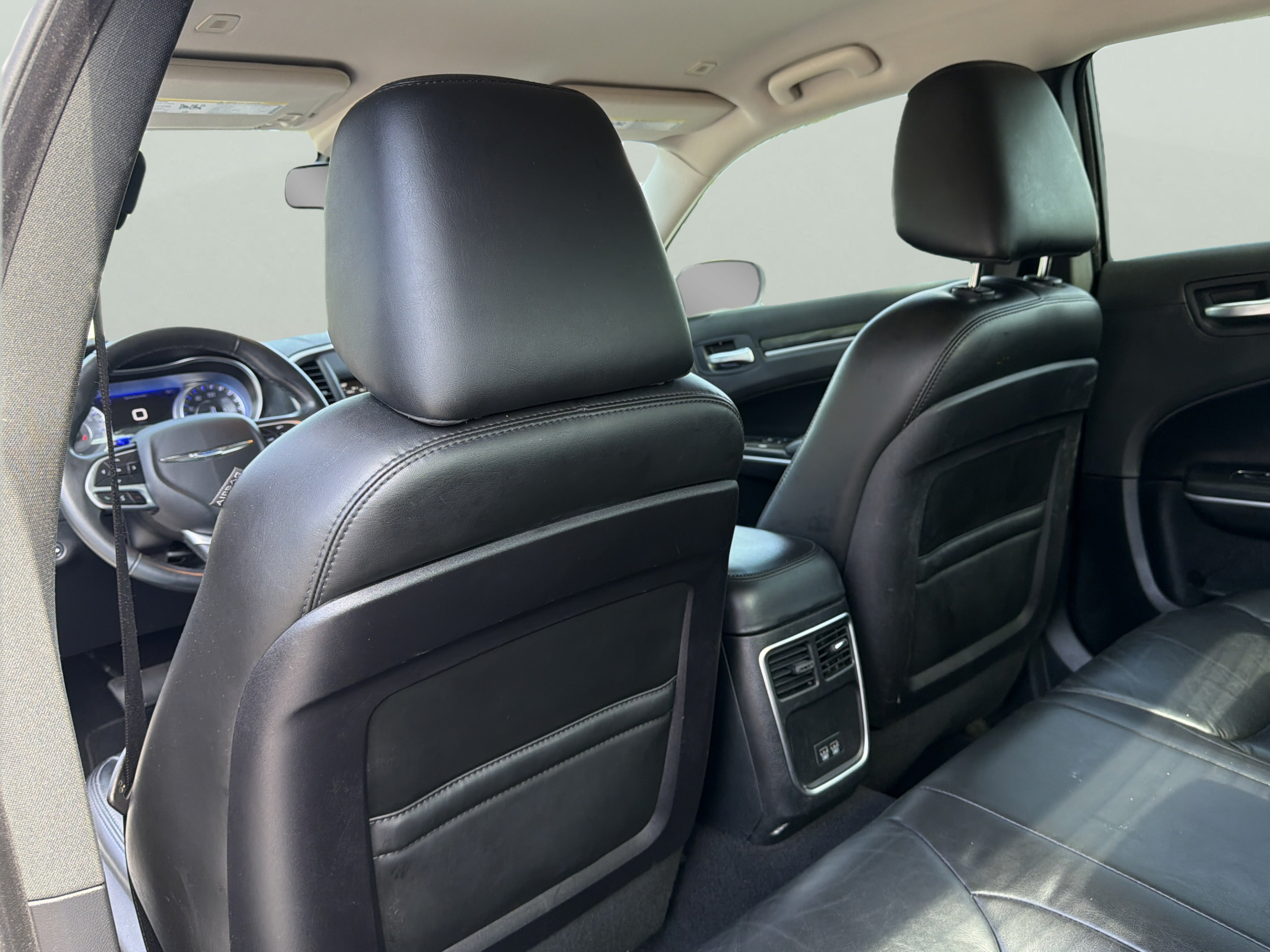 Used 2020 Chrysler 300 Touring L w/ Quick Order Package 2EF RWD image 22