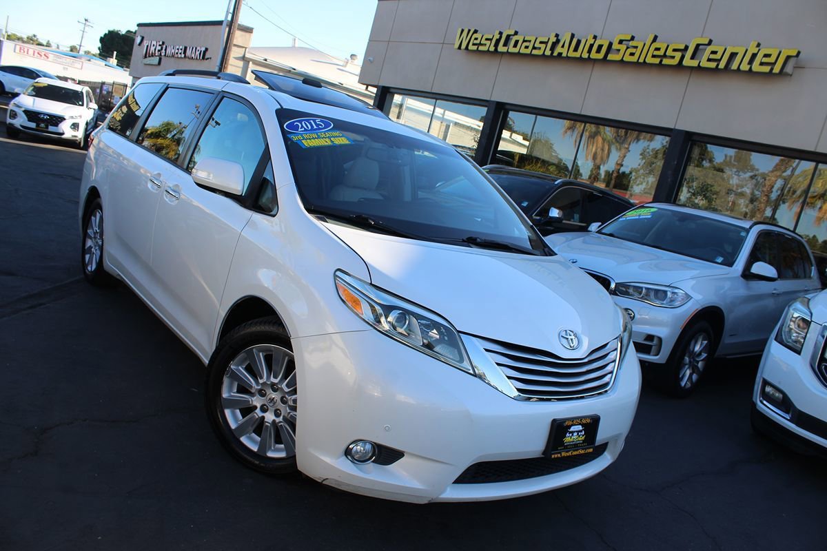 Used 2015 Toyota Sienna Limited Premium FWD image 44