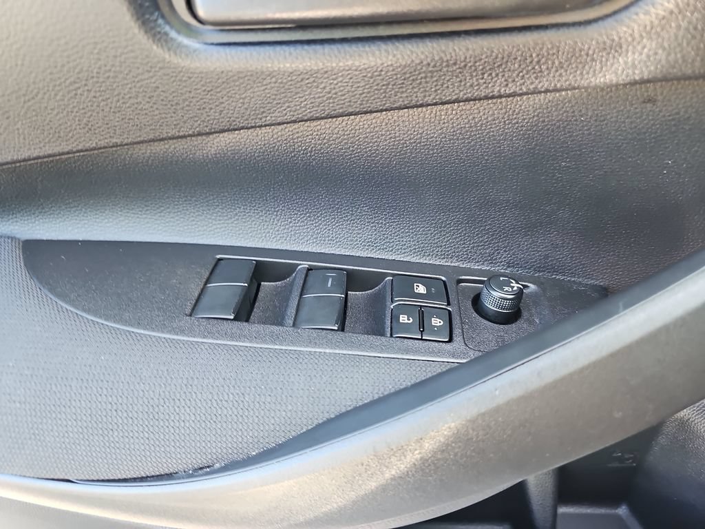 Used 2026 Toyota Corolla LE FWD image 27