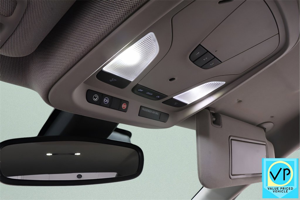 Used 2014 Chevrolet Impala LT w/ Convenience Package image 14