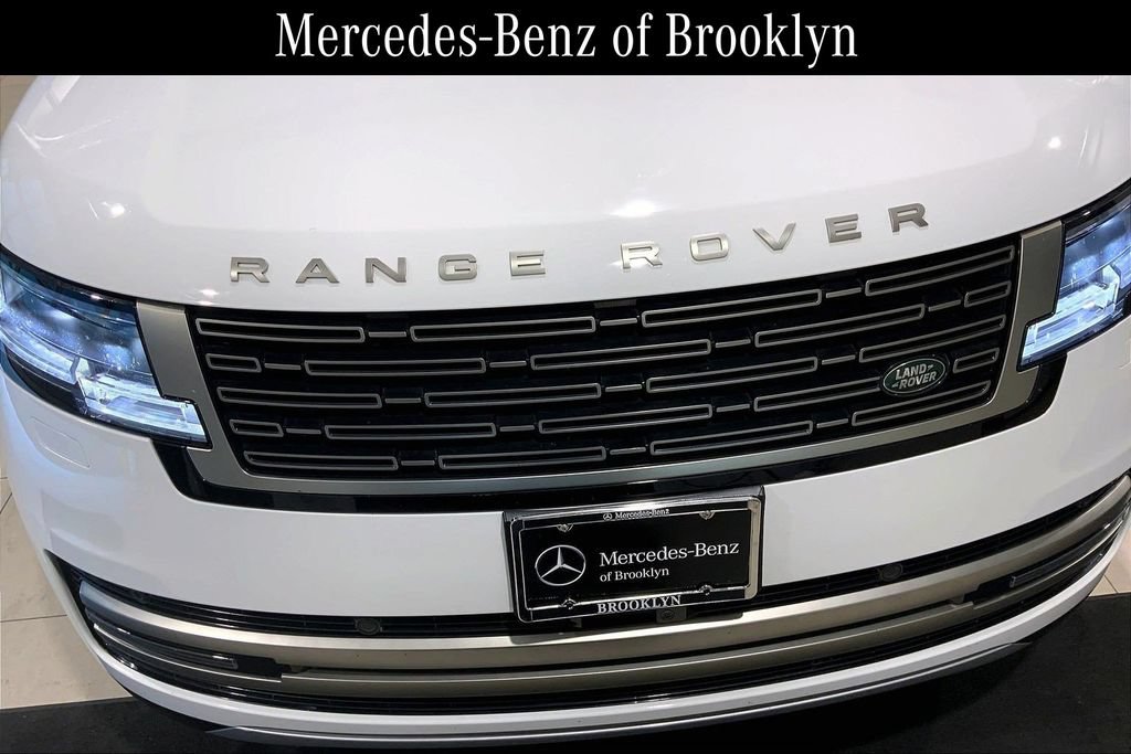 Used 2025 Land Rover Range Rover SE AWD/4WD image 29