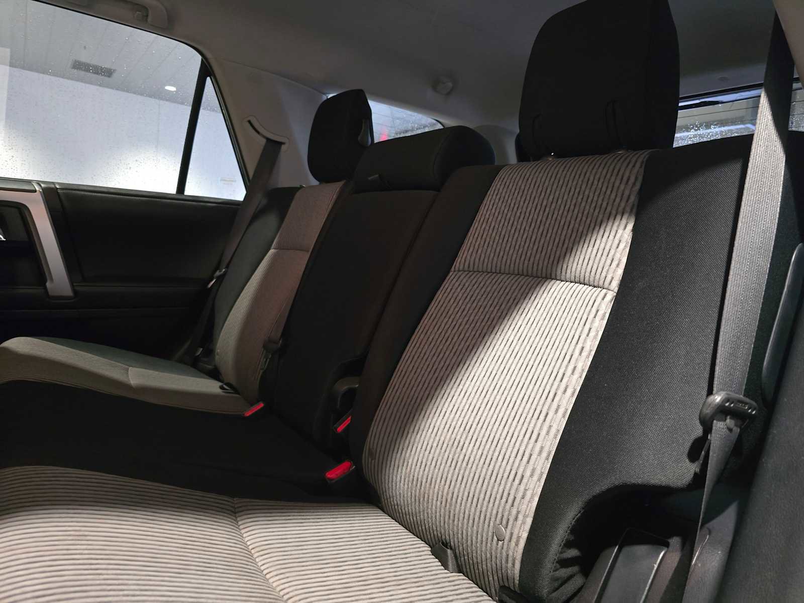 Used 2015 Toyota 4Runner SR5 image 17