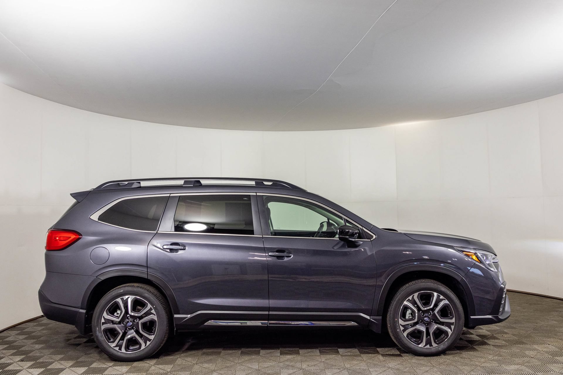 Used 2026 Subaru Ascent Limited AWD/4WD image 17