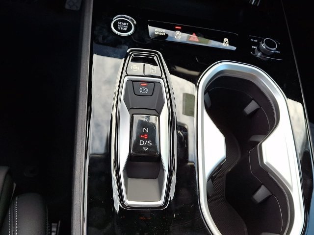 New 2026 Audi A6 Premium Plus AWD/4WD image 11