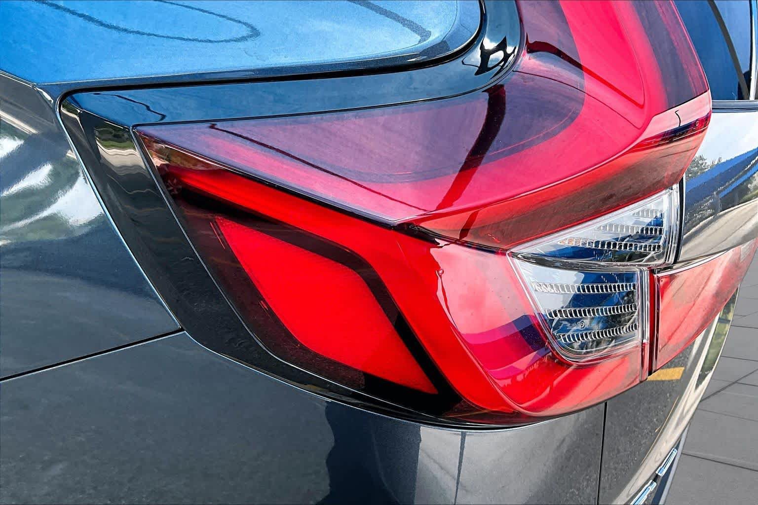 Used 2024 Honda CR-V EX-L image 29