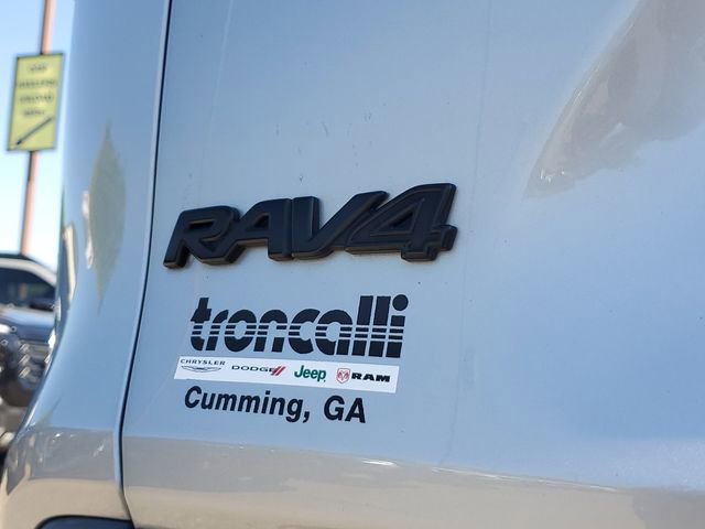 Used 2020 Toyota RAV4 XLE w/ All Weather Liner Package image 8