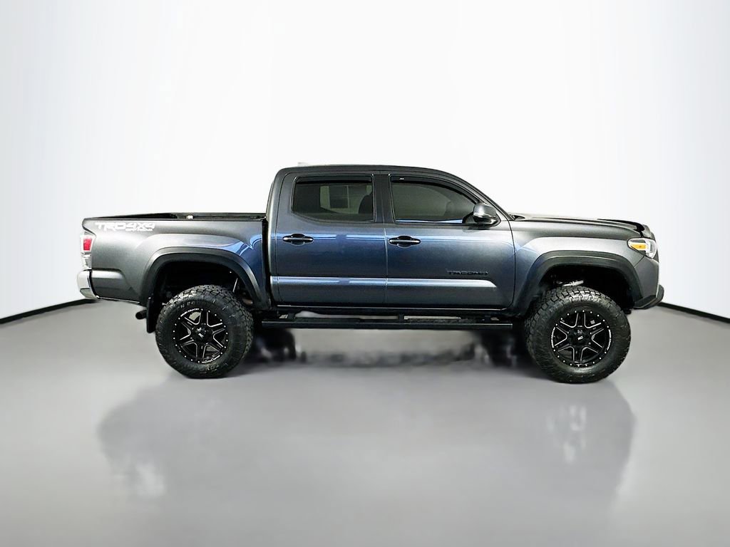 Used 2020 Toyota Tacoma TRD Off-Road AWD/4WD image 8