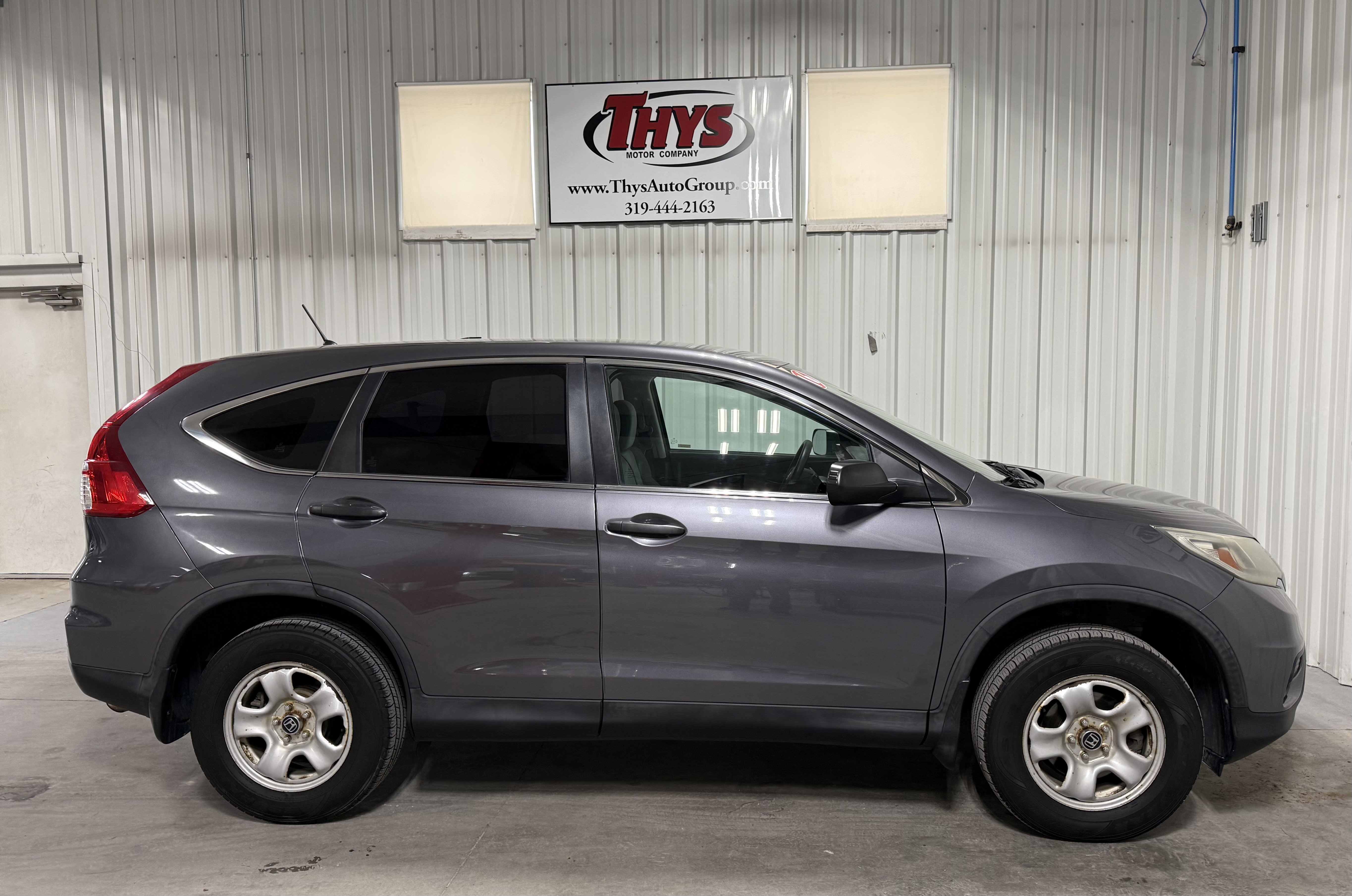 Used 2016 Honda CR-V LX image 2