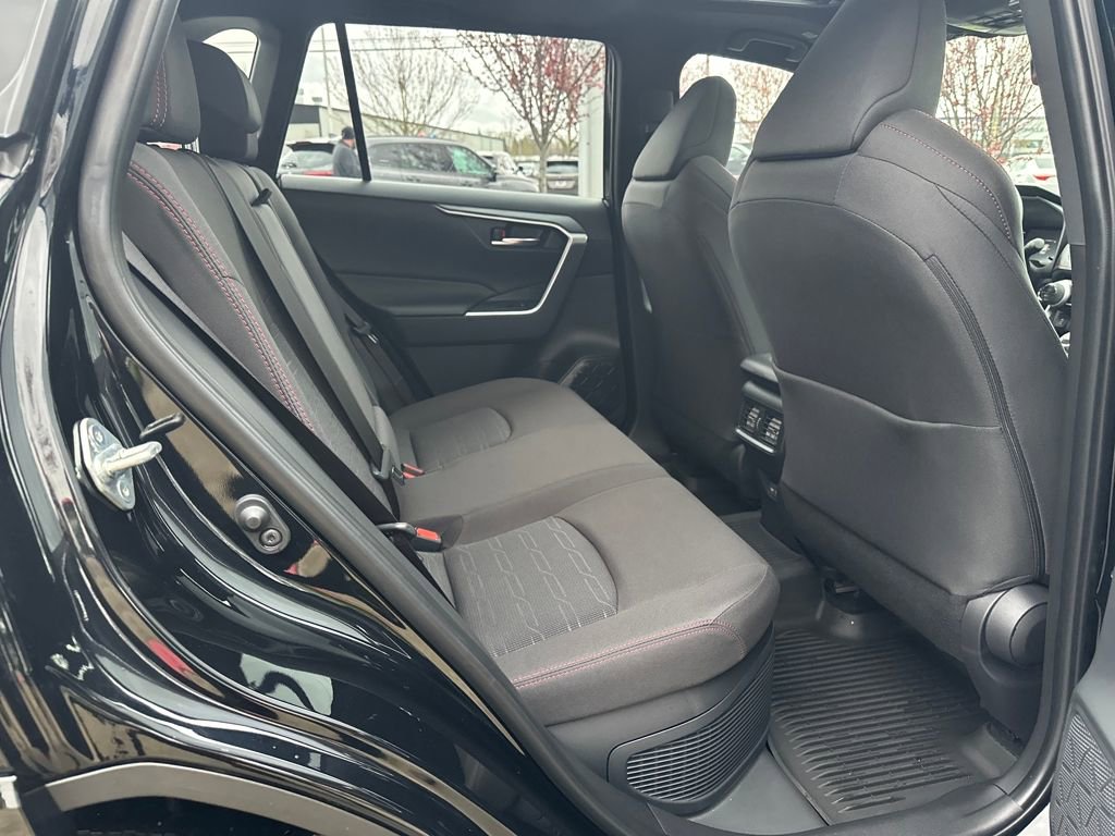 Certified 2025 Toyota RAV4 SE image 15
