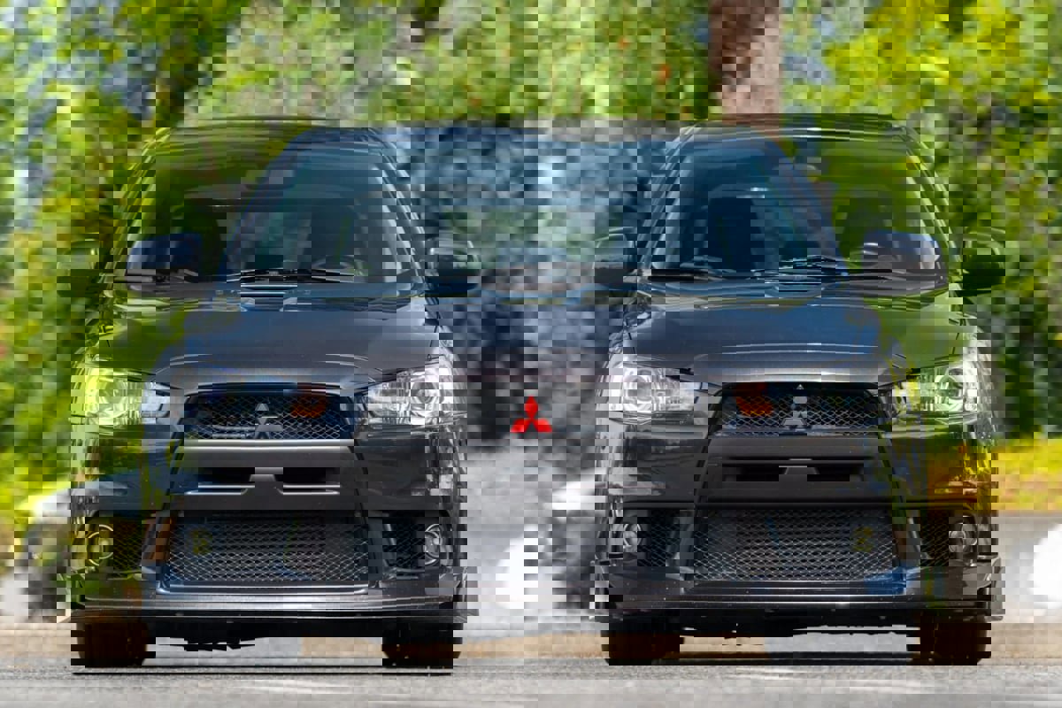 Used 2013 Mitsubishi Lancer Evolution MR image 7