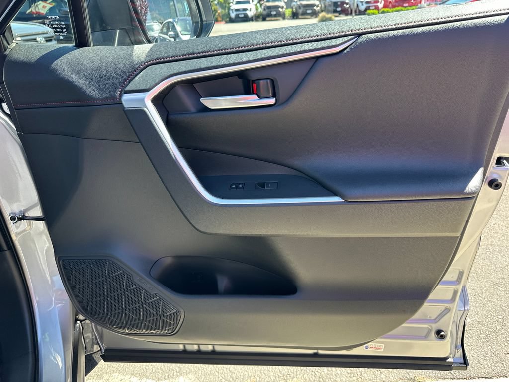 Certified 2025 Toyota RAV4 XSE AWD/4WD image 16