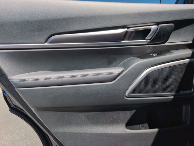 Used 2025 Kia Telluride S image 30