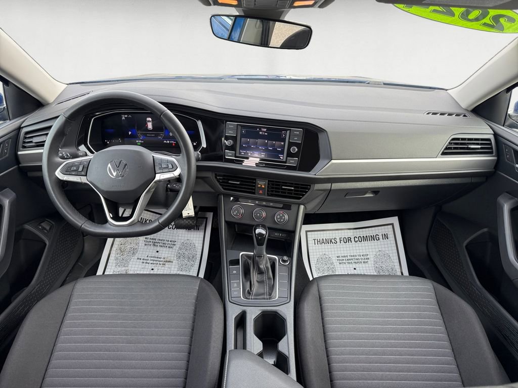 Used 2024 Volkswagen Jetta S image 11