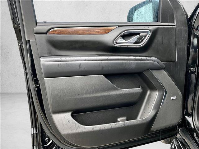 Used 2023 Chevrolet Tahoe High Country RWD image 18
