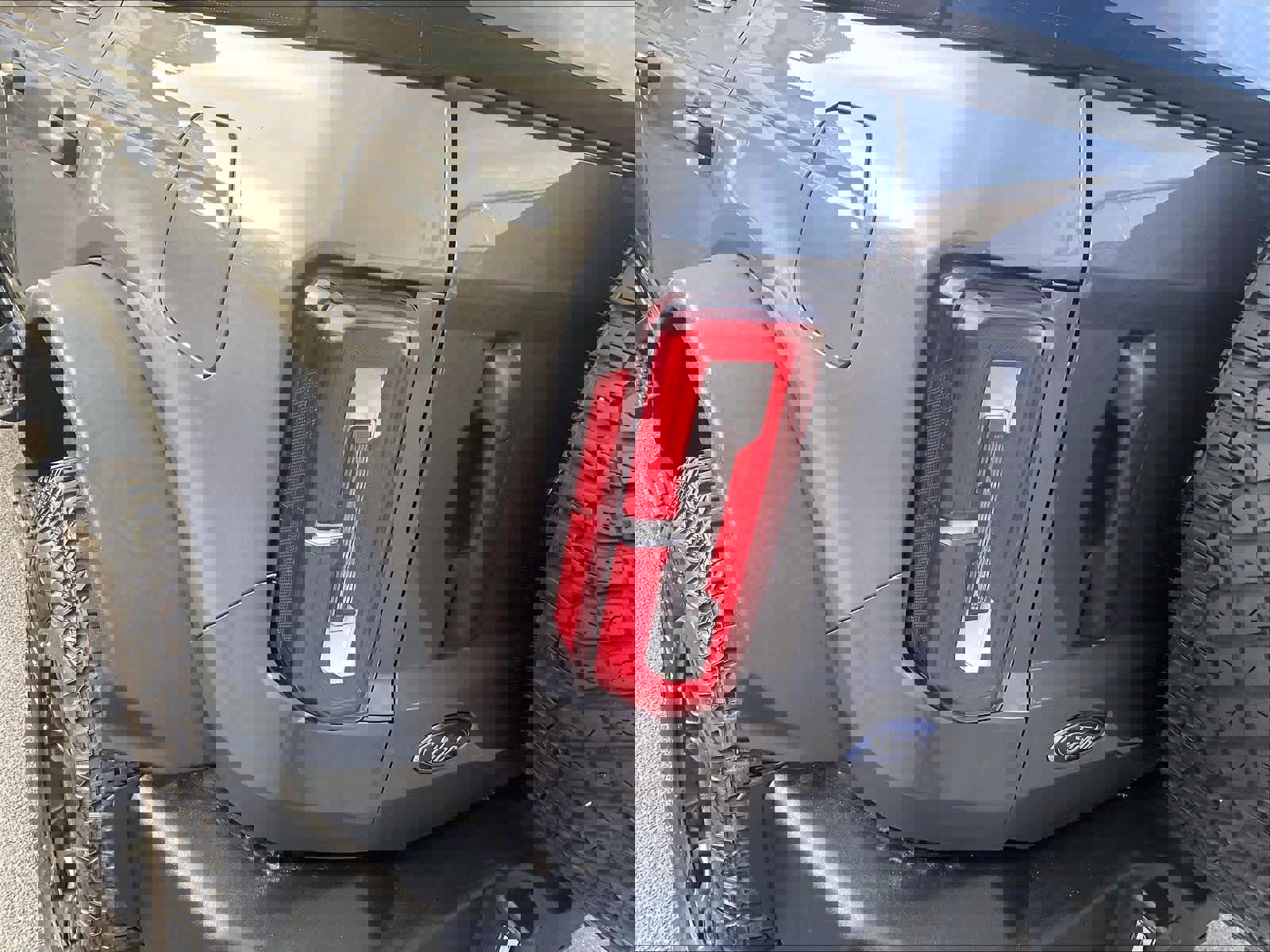 Used 2023 Ford Bronco Wildtrak image 33