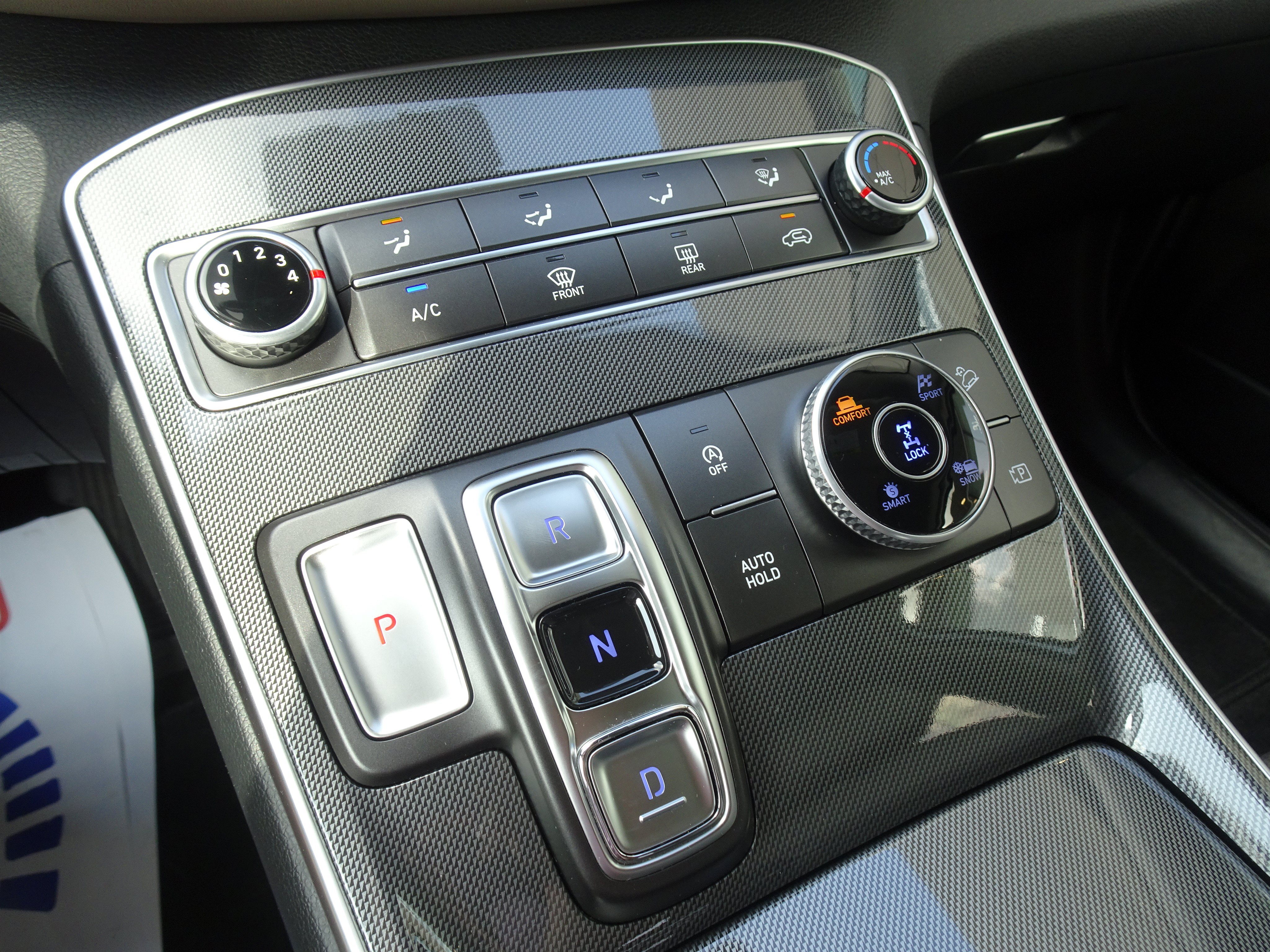 Used 2023 Hyundai Santa Fe SE w/ Cargo Package AWD/4WD image 17