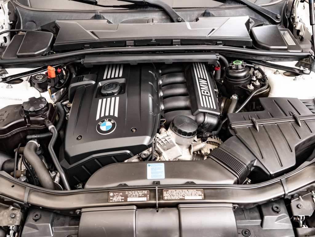 Used 2010 BMW 328i Sedan RWD image 47