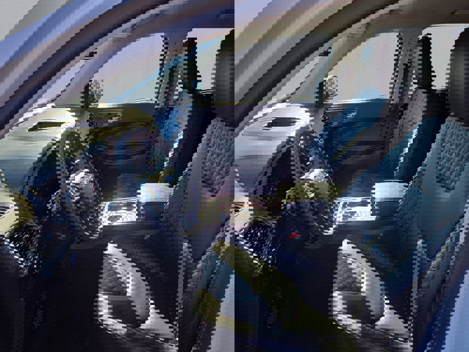 Certified 2024 Ford Edge Titanium w/ Equipment Group 301A image 11