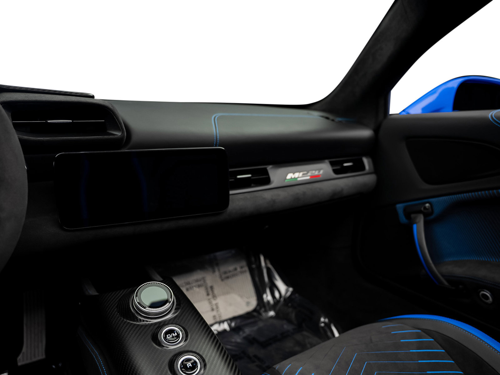 Used 2023 Maserati MC20 Spyder RWD image 40