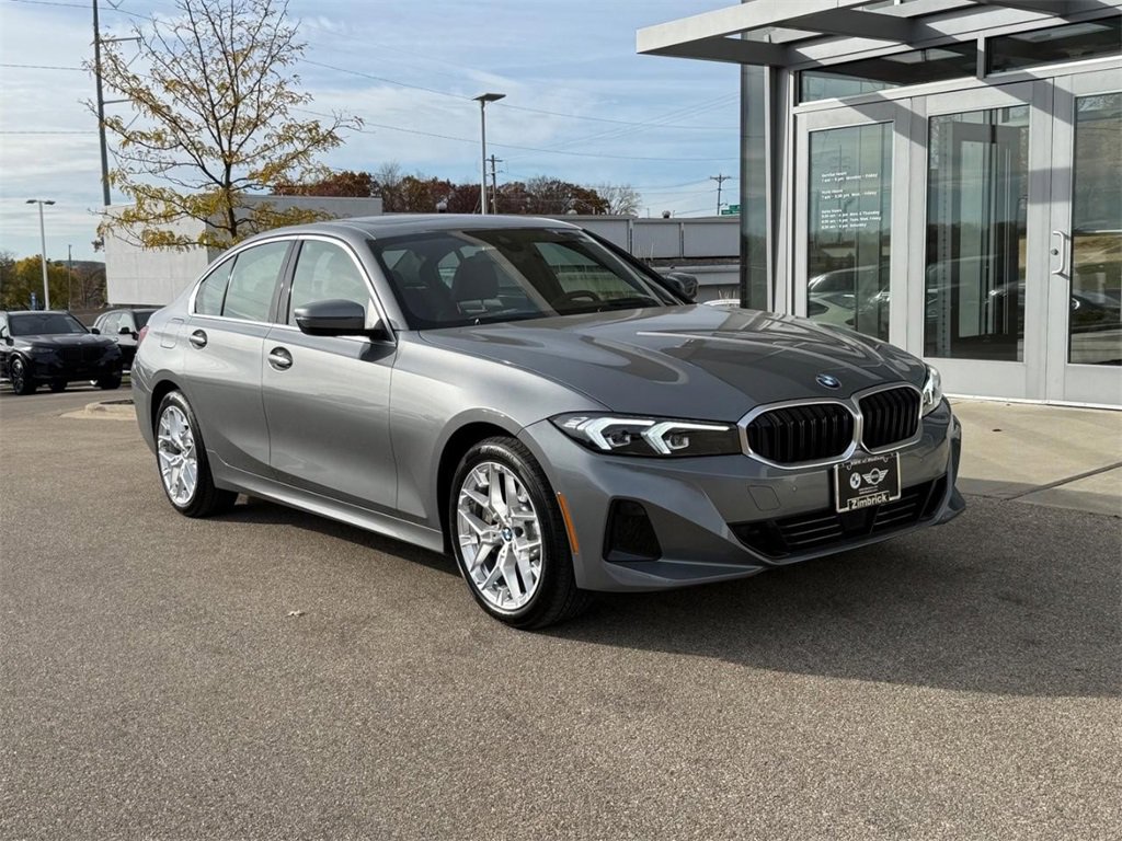 Used 2025 BMW 330i xDrive Sedan w/ Premium Package image 1