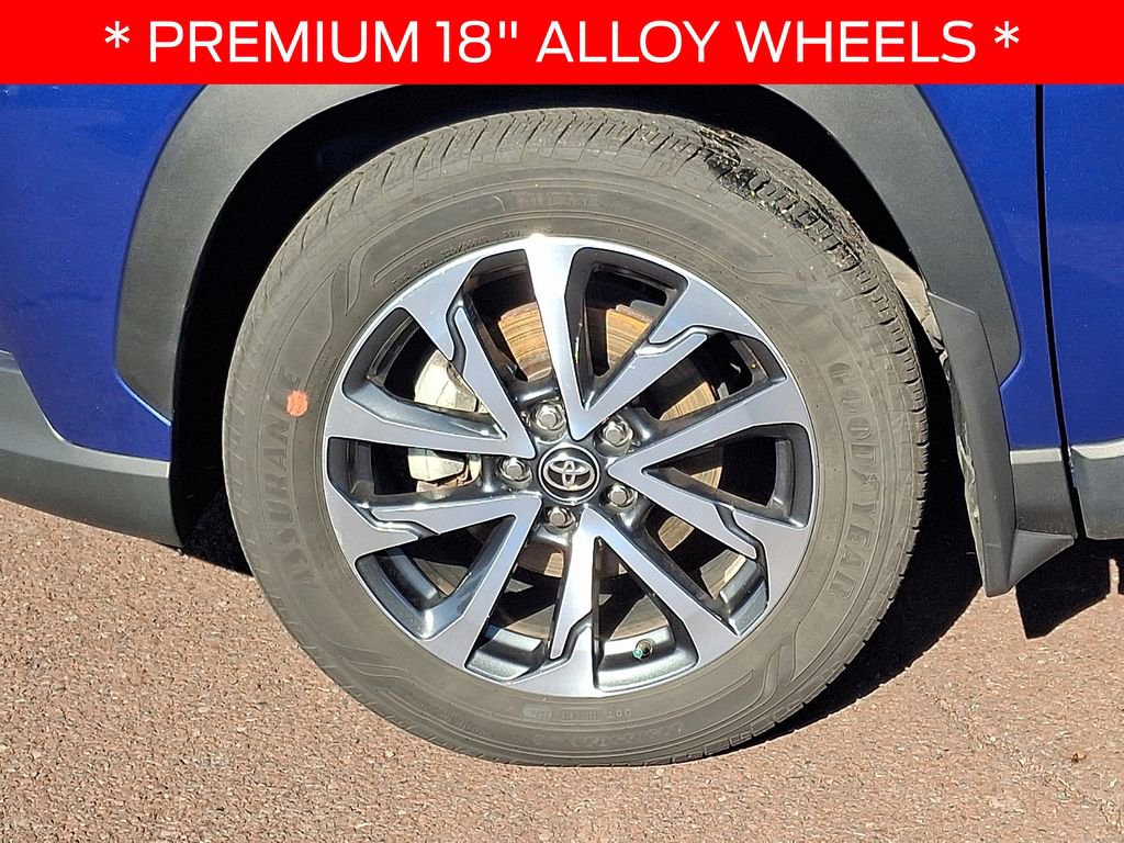 Used 2024 Toyota Corolla Cross XLE w/ Convenience Package AWD/4WD image 8