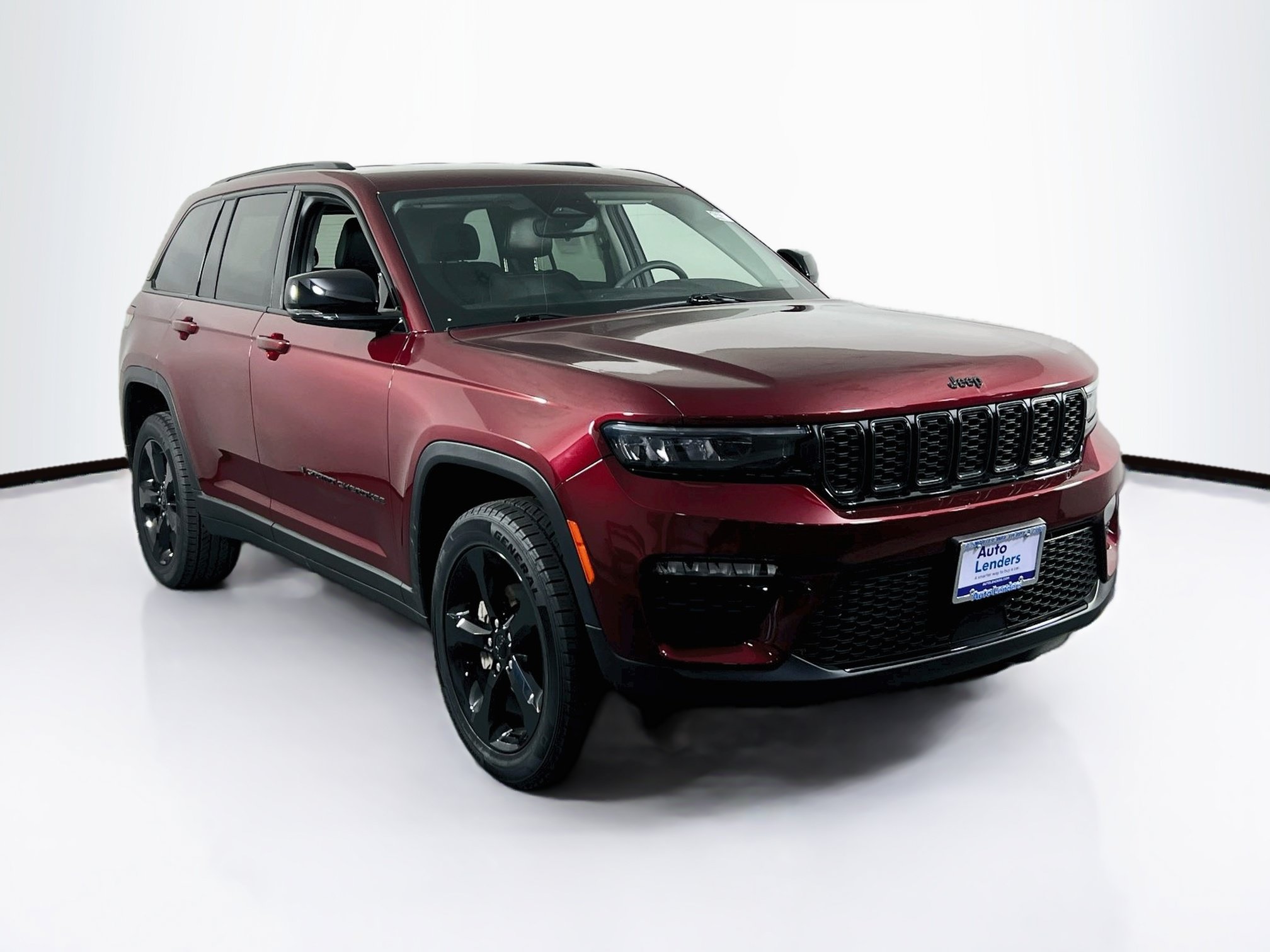 Used 2023 Jeep Grand Cherokee Limited w/ Black Appearance Package AWD/4WD image 3