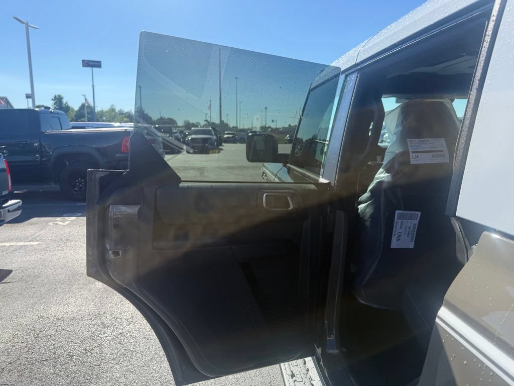 New 2026 Ford Bronco Heritage Edition AWD/4WD image 37