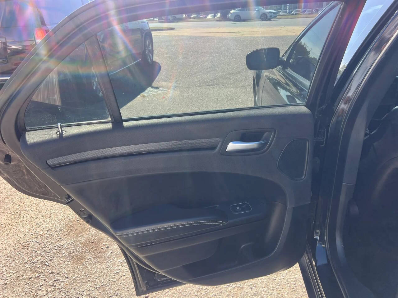Used 2014 Chrysler 300 S AWD/4WD image 19