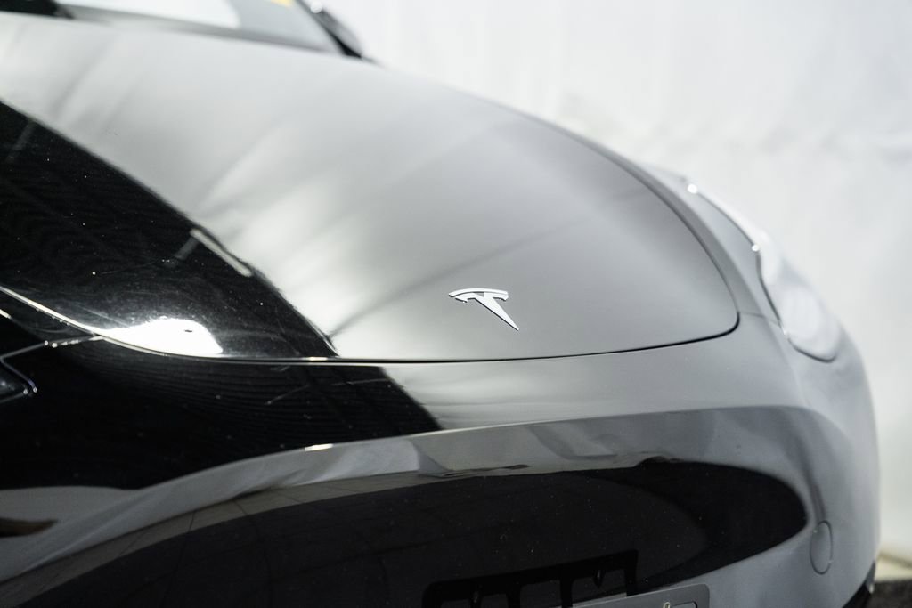 Used 2020 Tesla Model Y Performance image 15